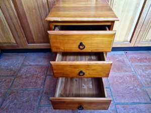 Tallboy Chester Drawer (Top: 45W x 40H x Height 60H)