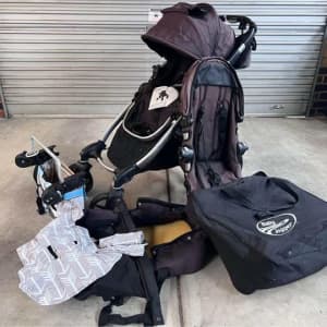 BABY JOGGER City Select Pram w/ lots of extras
