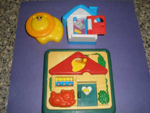 1988 PLAYSKOOL Activity House Matel 2011 Lion 2012 House Toys