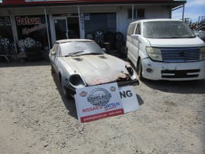 datsun 260z wrecking