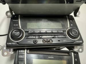 Toyota Hilux cd player