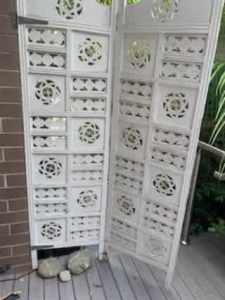 White Timber Privacy Screen