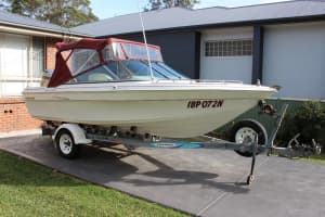 Boat - Bowrider - Markham Limited Edition - 2004