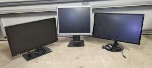 3x PC Monitors 