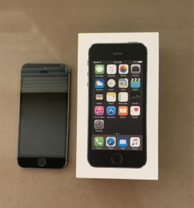 iPhone 5S (16GB / Grey)