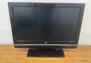 LG 37 inch LCD TV