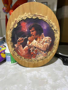 Elvis wooden hanging photo
