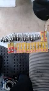 Mixed spark plugs 