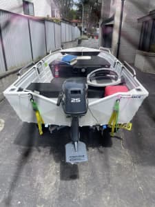 2012 25hp Yamaha Stacer 379 SeaSprite Fishing Boat