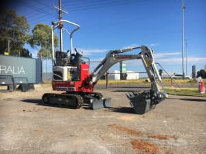 1.1 ton tight access Excavator for HIRE
