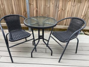 Outside Home Garden Table & Chairs