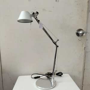 Italian Designer G Fassina for Artemide Desk Lamp. Made in Italy. 