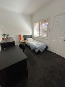 Room for rent in Mt Pleasant for female student