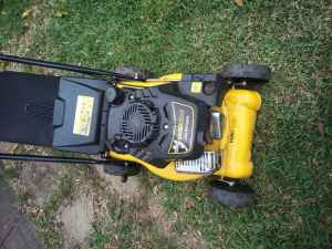 Lawn mower, very good working condition , very strong and light weight