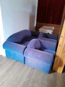 3 seater couch plus 2x arm chairs exc condition.