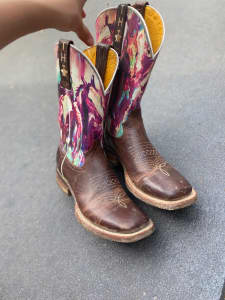 Girls horse boots