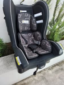 Infasecure brand car seat Reverse/forward facing when child older 