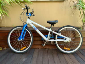 Just serviced good condition byk e-450 kids bike with speed gears
