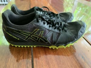 Asics waffle shop running shoes