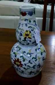 Chinese Doucai Vase 25cm
