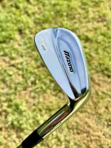 Mizuno MP68 Irons 3-PW New Gold Pride Grips Dynamic Gold S300 Shafts