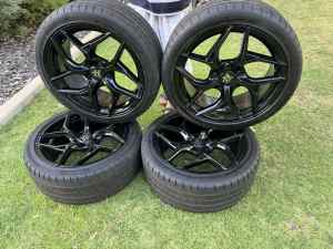 19 inch rims and tires