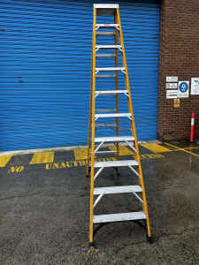 3M Gorilla industrial ladder