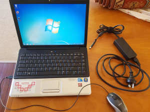 Compaq laptop with read/rewrite dvd drive