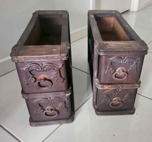 Wanted: Want to buy old Singer sewing machine drawers