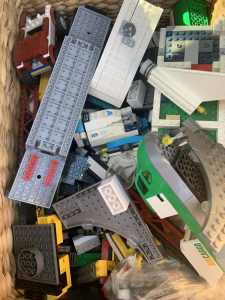 LEGO! Heaps of it, ready for new home! 
