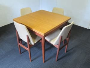 Vintage Parker/Danish design, ext dining table & 4 upholstered chairs