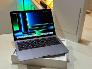 MacBook Pro Intel®Core™i5*256GB SSD*8GB*macOS*Box*USBC*Retina*