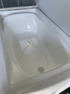 CHANGE TABLE WITH BUILT-IN BATHTUB EXCELLENT CONDITION