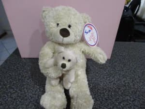 TEDDY BEAR WITH BABY BEAR NEW WITH TAGS (SMALL)