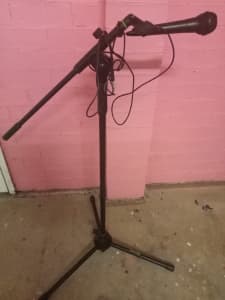 Microphone and stand clean new condition 