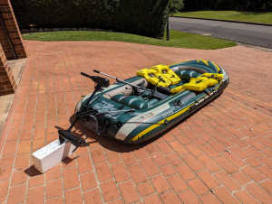4 people Seahawk inflatable boat package