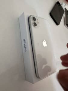 Iphone 11 - Excellent Condition 