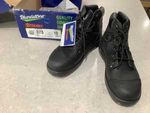 Blundstone Black Lace Up Safety Boots - new