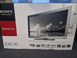 40 Inch Sony Bravia TV