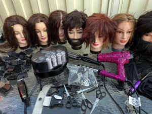 Hair dressers training aids and equipment