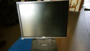 Dell n Hp monitor