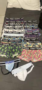 MENS UNDERWEAR FUNKY TRUNKS AND PUMP SIZE M (32-34”)