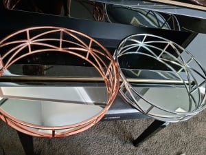 2 New mirror decorative trays silver and rose gold