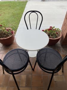 Bistro table and 3 chairs