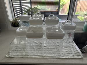 Storage containers for pantry