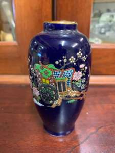 Japanese Bud Vase.