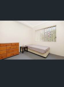 Master bedroom for rent