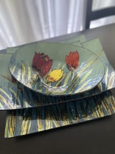 Glass platters/ bowl (set of 4)