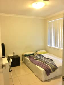 Newly built Single room furnished in house in Pendle Hill