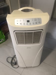 Omega Altise Portable Air Conditioner - Model OAPC10